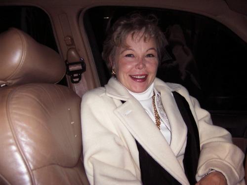 Nicholettesm, Southern woman