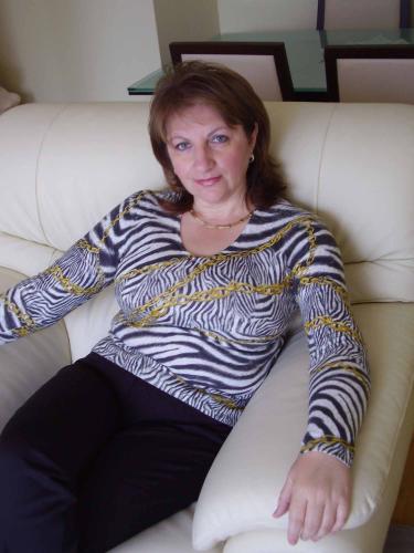 Alla35, young looking   attractive lady