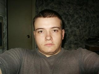 Adam205348, Looking