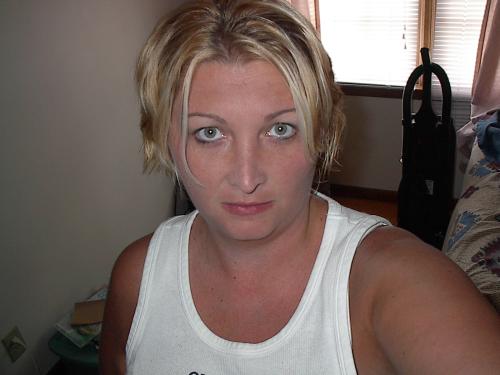 Bichick29, Need a Hot chick