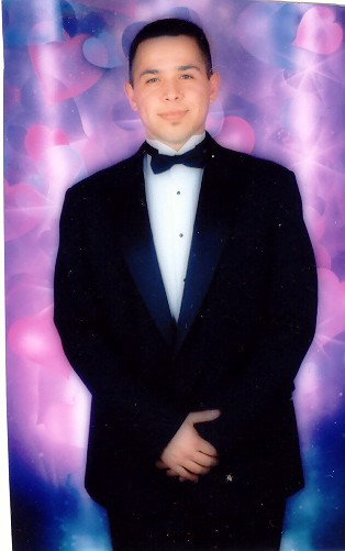 Lunatico2414, If you're looking for a nice guy; then I'm the one you've been looking for...