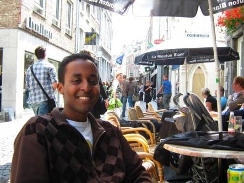 Somalidong09, Young College Student ready for fun!