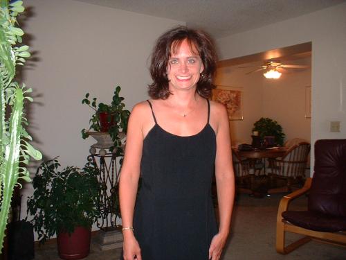 Lisa123, petite outdoors women looking for her soulmate