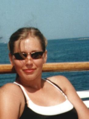 Christinchic, Plz fell free to know me better!