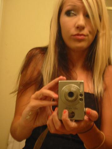 Amberbabee, heyy Fellaz